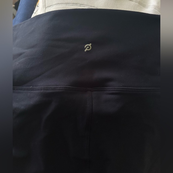 Peloton Navy Blue Cadent High-Rise Ankle Crop Leggings - Picture 8 of 10